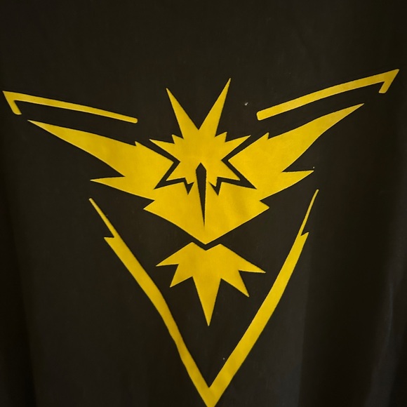 Men’s Pokeman GO Team Instinct Shirt 3 xl black - Picture 4 of 4